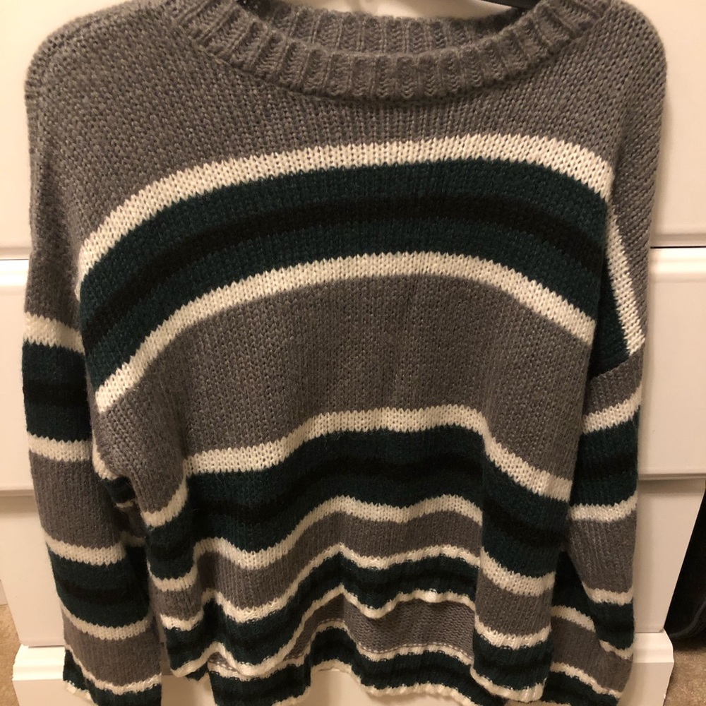 Sweater - Picture 2 of 2